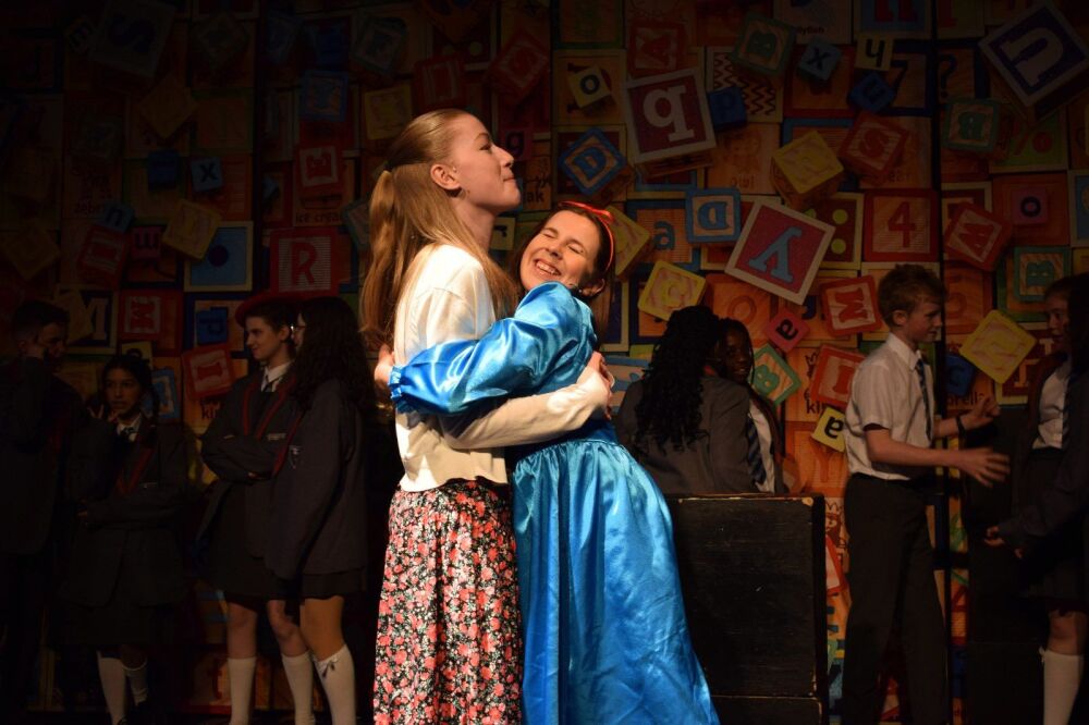 Matilda - A1 STAGE - POP-UP FLATS 3.5m high - PHOTOS - 16