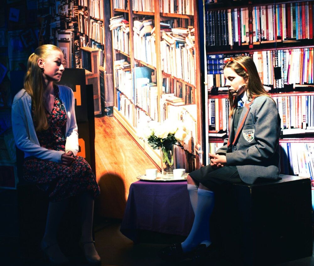 Matilda - A1 STAGE - POP-UP FLATS 3.5m high - PHOTOS - 18