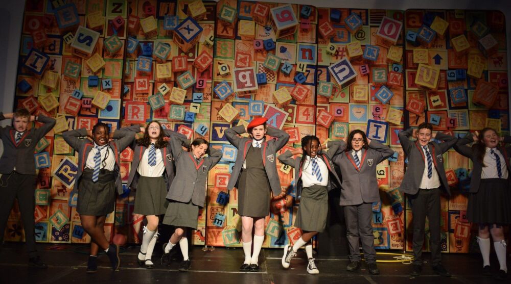 Matilda - A1 STAGE - POP-UP FLATS 3.5m high - PHOTOS - 19