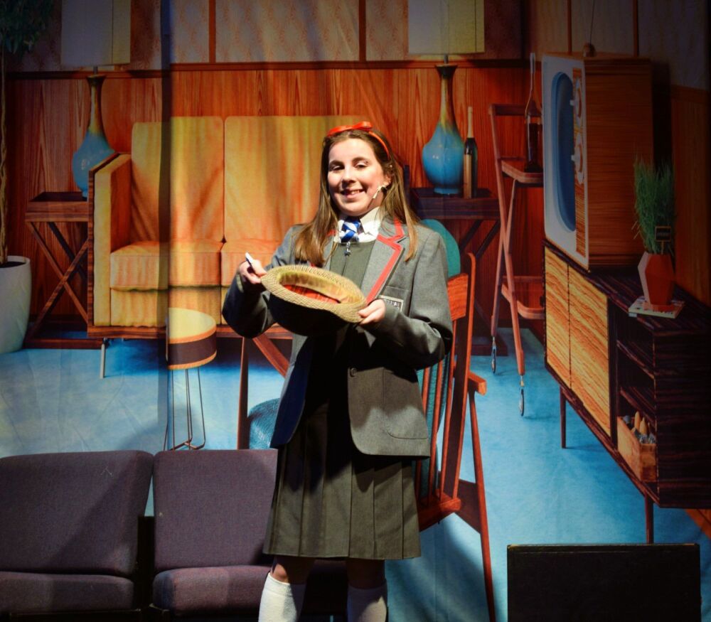 Matilda - A1 STAGE - POP-UP FLATS 3.5m high - PHOTOS - 20