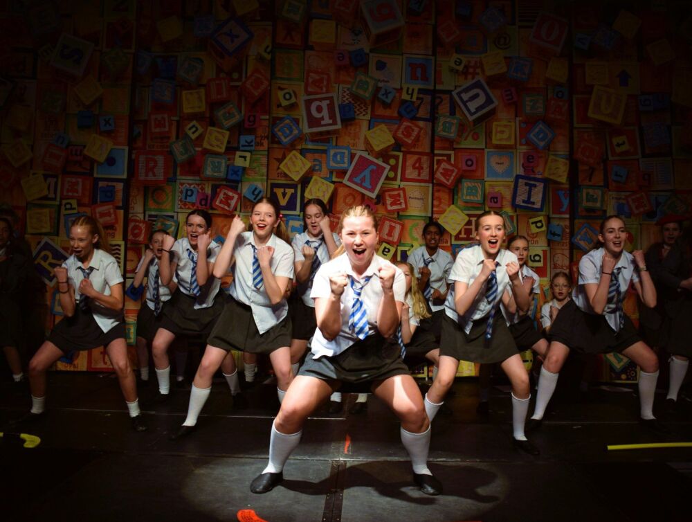 Matilda - A1 STAGE - POP-UP FLATS 3.5m high - PHOTOS - 25