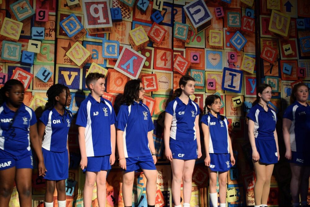 Matilda - A1 STAGE - POP-UP FLATS 3.5m high - PHOTOS - 44