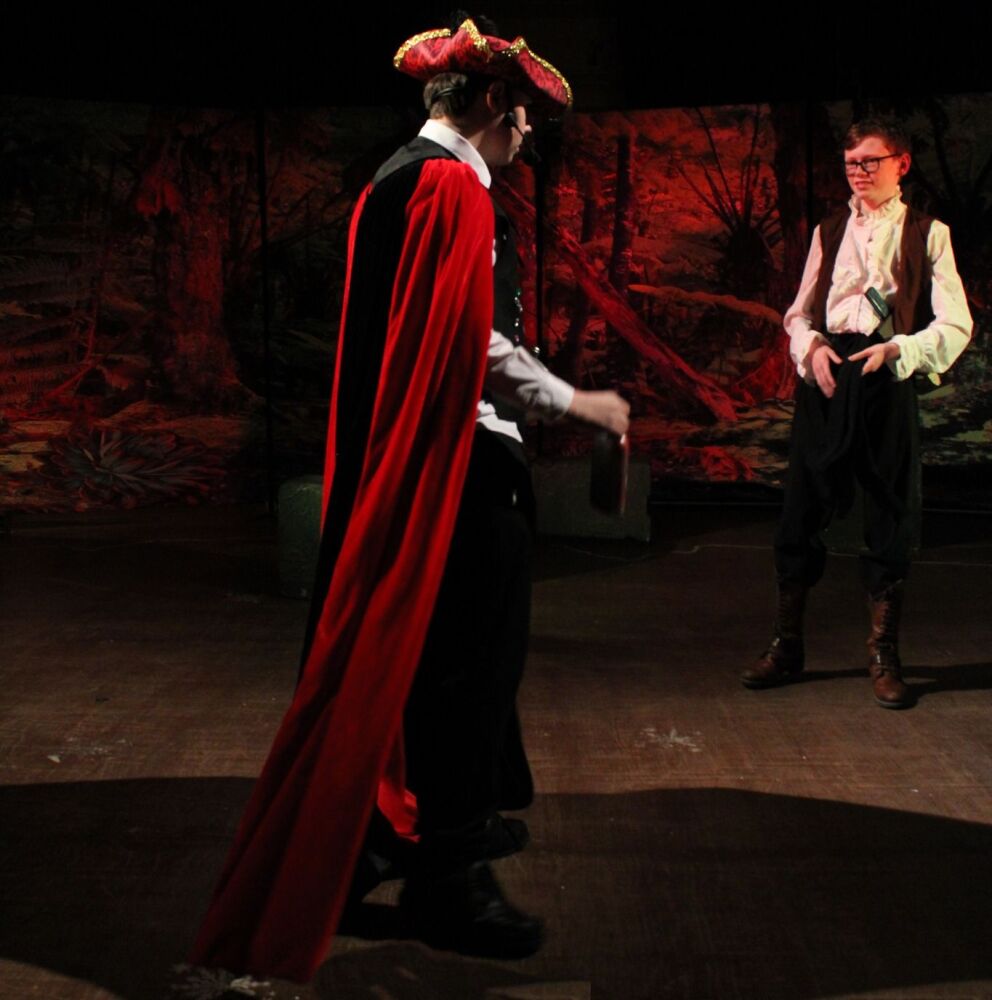 Peter Pan (a) - A1 STAGE - POP-UP FLATS 2.3m high - PHOTOS - 03