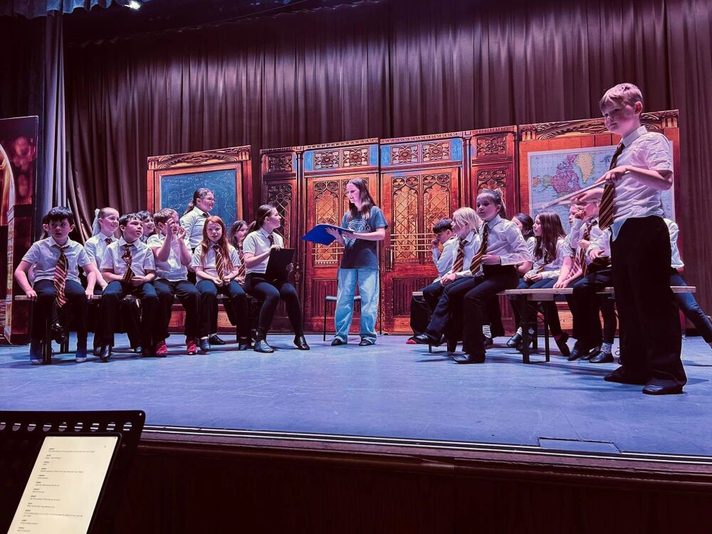 School of Rock - A1 STAGE - POP-UP FLATS 2.3m high - PHOTOS - 58