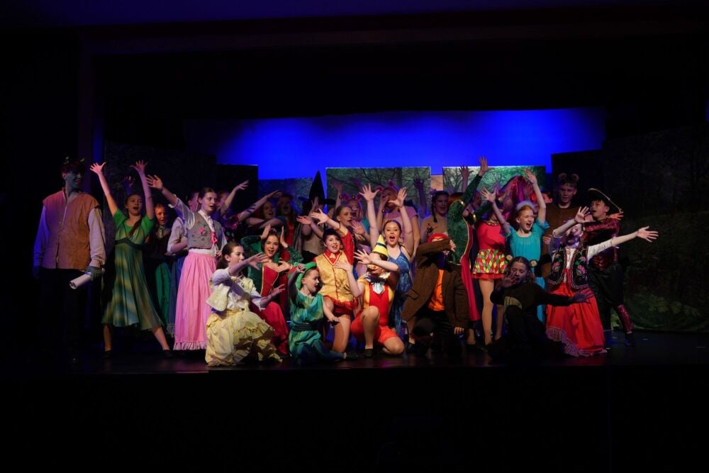 Shrek - A1 STAGE - POP-UP FLATS 2.3m high - PHOTOS - 56