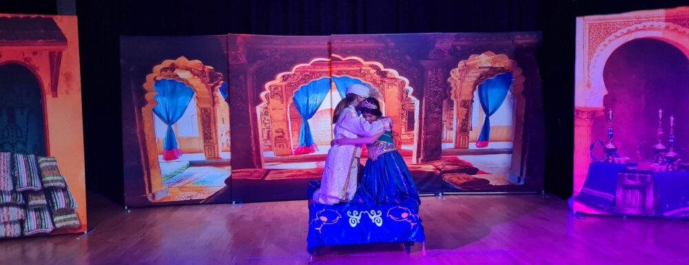 Aladdin (a) - A1 STAGE - POP-UP FLATS 2.3m high - PHOTOS - 27