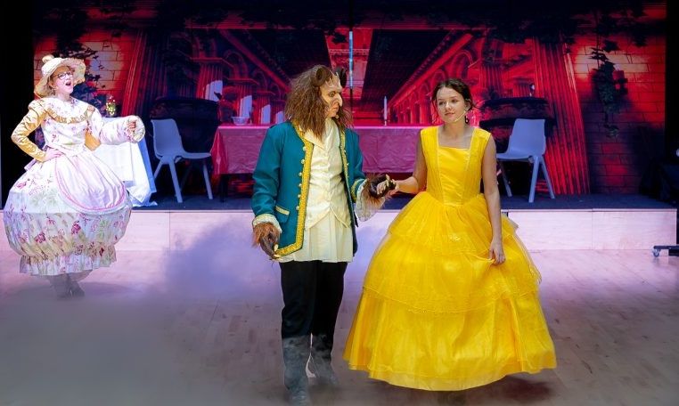 Beauty and the Beast (a) - A1 STAGE - POP-UP FLATS - 03