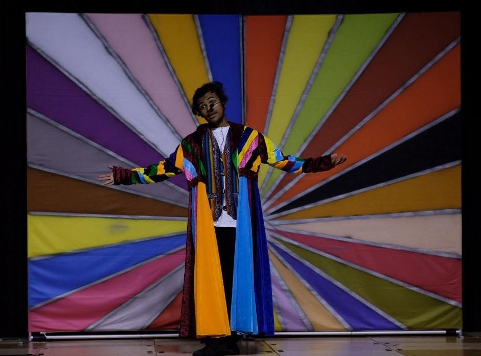 Joseph (a) - A1 STAGE - POP-UP FLATS 2.3m high - PHOTOS - 31