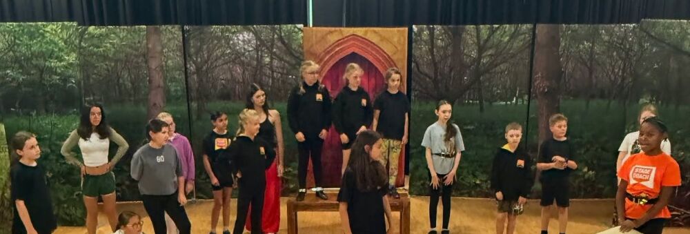 Shrek - A1 STAGE - POP-UP FLATS 2.3m high - PHOTOS - 73