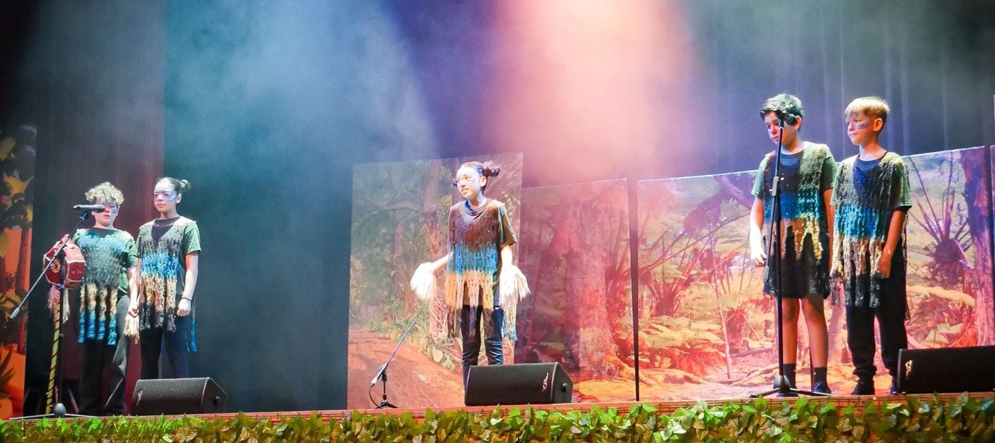 Lion King - A1 STAGE - POP-UP FLATS 2.3m high - PHOTOS - 17