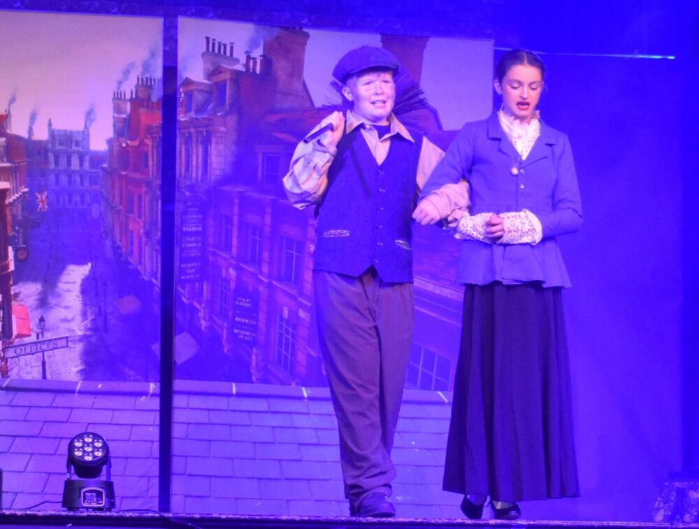 Mary Poppins - A1 STAGE - POP-UP FLATS 2.3m high - PHOTOS - 05