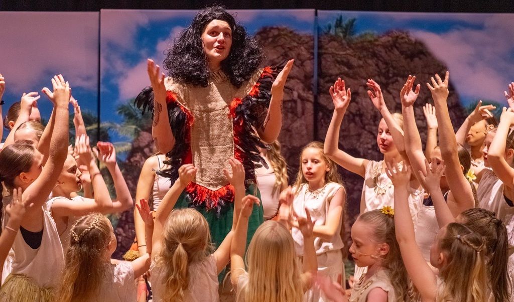 Moana - A1 STAGE - POP-UP FLATS 2.3m high - PHOTOS - 03
