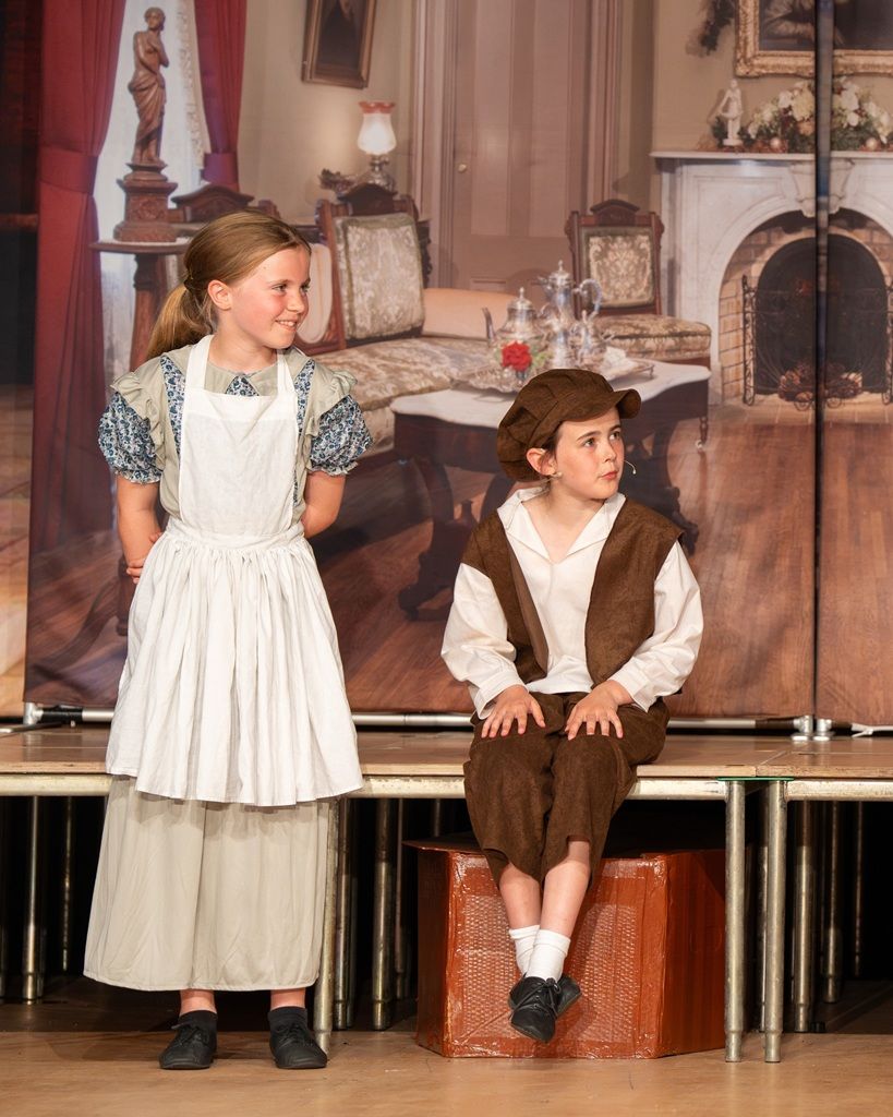 Oliver - A1 STAGE - POP-UP FLATS 2.3m high - PHOTOS - 51