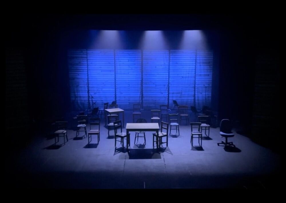 Come From Away - A1 STAGE - POP-UP FLATS 3.5m high - PHOTOS - 05