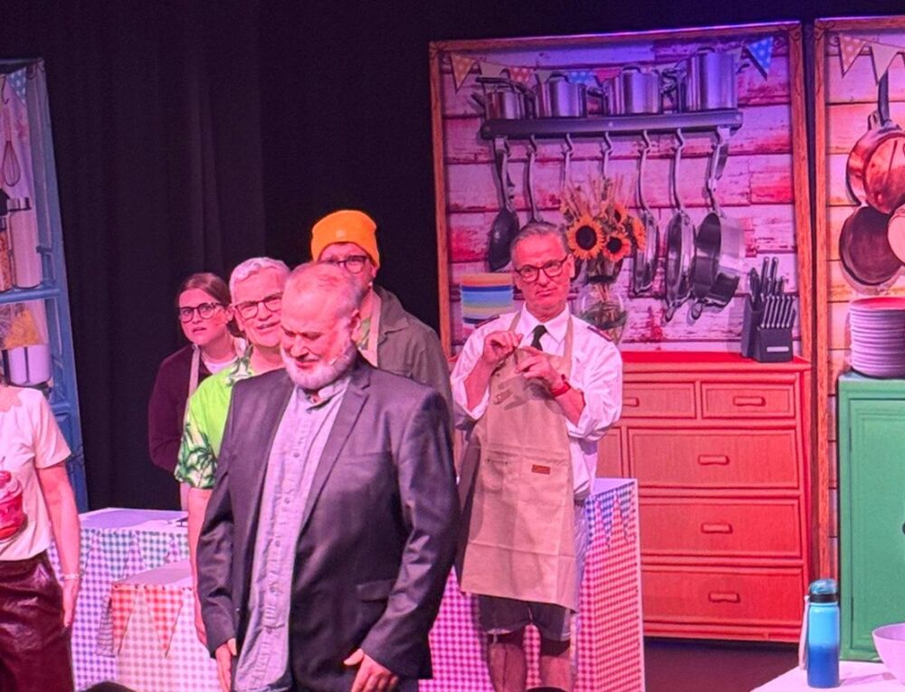 Great British Bake Off - A1 STAGE - POP-UP PHOTOS 2.3m high - 03