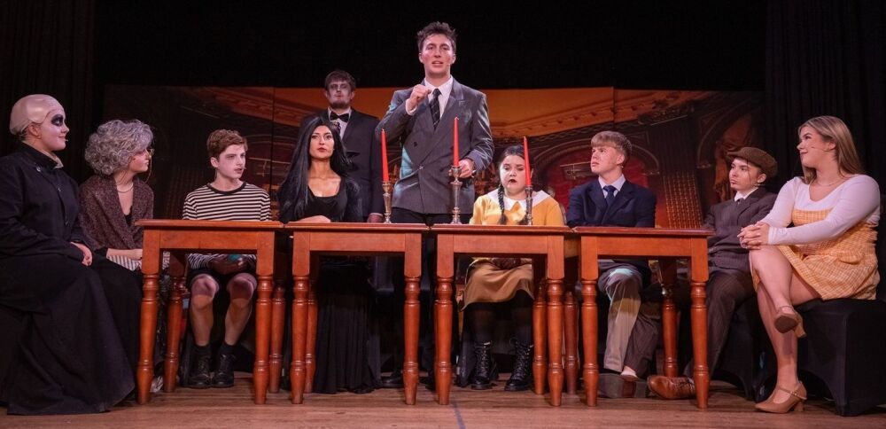 Addams Family - A1 STAGE - POP-UP FLATS 2.3m high - PHOTOS - 72