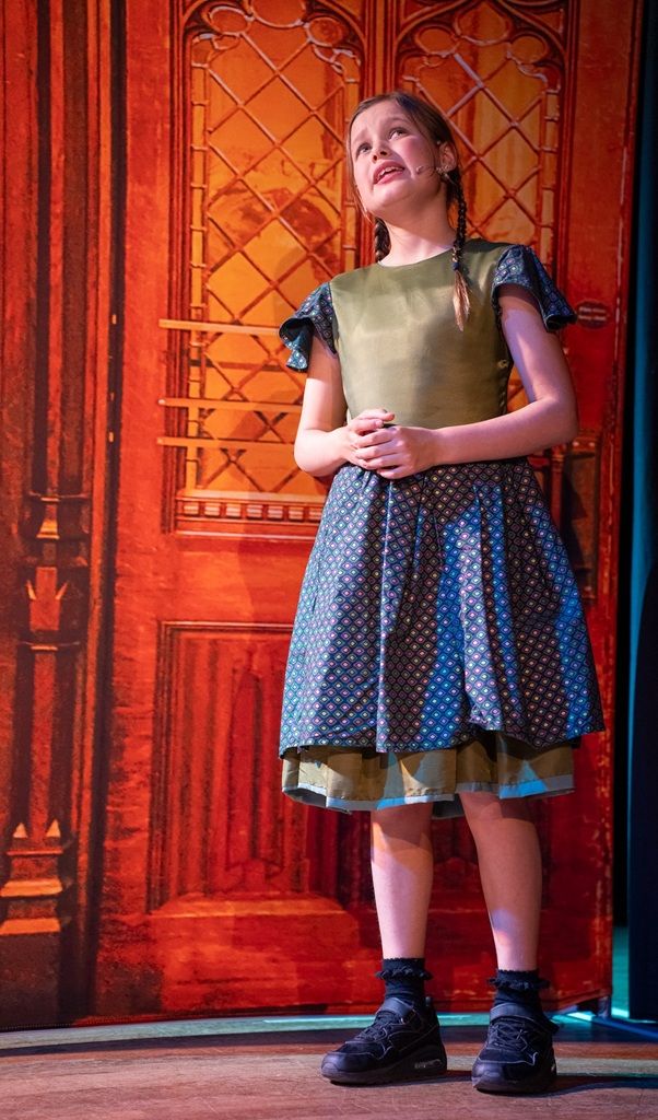 Frozen - A1 STAGE - POP-UP FLATS 2.3m high - PHOTOS - 73