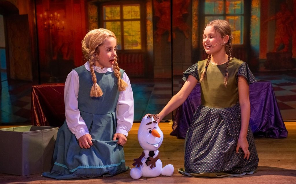 Frozen - A1 STAGE - POP-UP FLATS 2.3m high - PHOTOS - 81