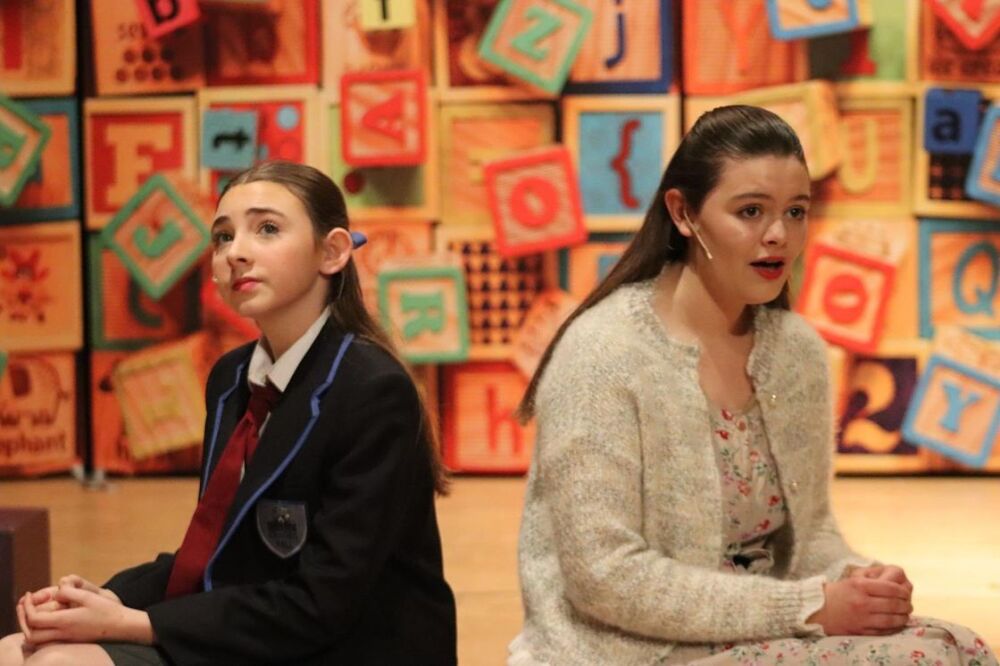 Matilda (a) - A1 STAGE - POP-UP FLATS 2.3m high - PHOTOS - 14