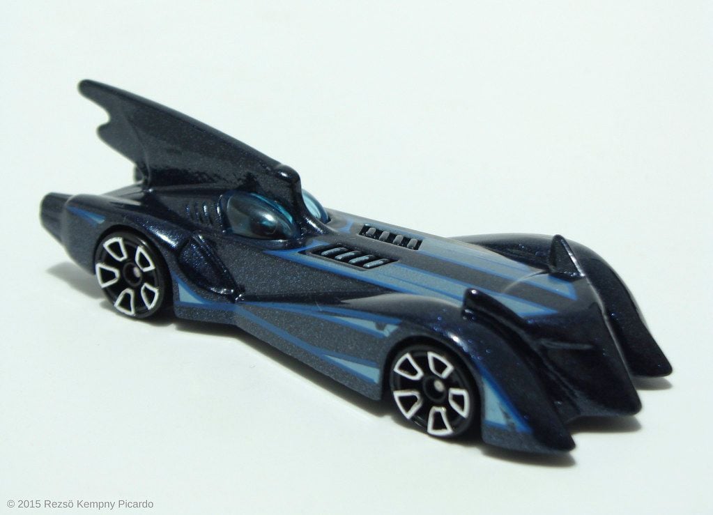 Batman - The Brave And The Bold Batmobile - Hot Wheels - NEW