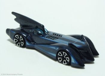 Batman - The Brave And The Bold Batmobile - Hot Wheels - 2015 - NEW