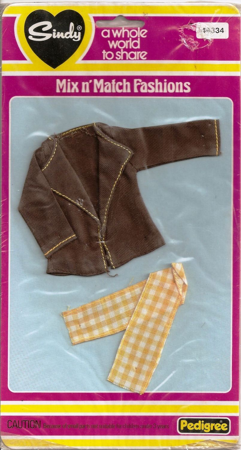- Sindy Outfit - Mix n' Match Fashions - Brown Jacket And Yellow Pants - 44