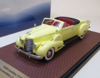 1938 CADILLAC V16 OPEN CONVERTIBLE COUPE. YELLOW. SCALE 1:43. 
