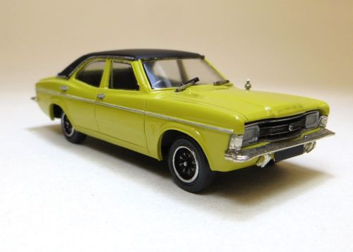 1974 CORTINA MK 111 2000E, YELLOW.