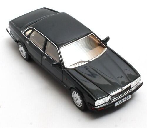 1 1991-94 JAGUAR XJR (XJ40) SALOON, METALLIC BRG. ETA: NOVEMBER.