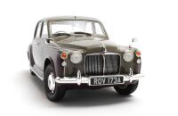1962-64 ROVER P4 110. BEIGE OVER MAROON.