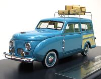 1949 CROSLEY, BLUE WITH ROOF RACK AND LUGGAGE.