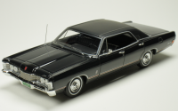 1 1968 MERCURY BROUGHAM SEDAN, BLACK.