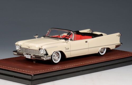 1 GLM: 1957 IMPERIAL CROWN, OPEN CONVERTIBLE, DESERT BEIGE WITH A BURGUNDY 