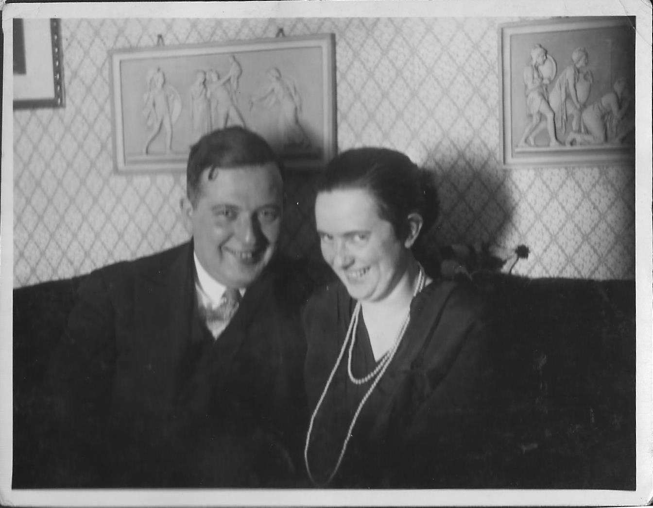 Mum and Dad 1930s 1