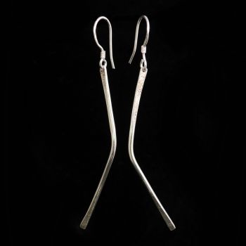 Silver Long Earrings - Point the Way -  SWCE11