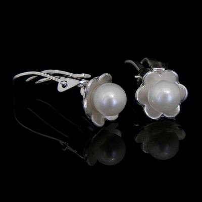Clip On Flower and Pearl Earrings