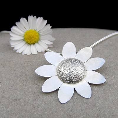 Silver Daisy Pendant  