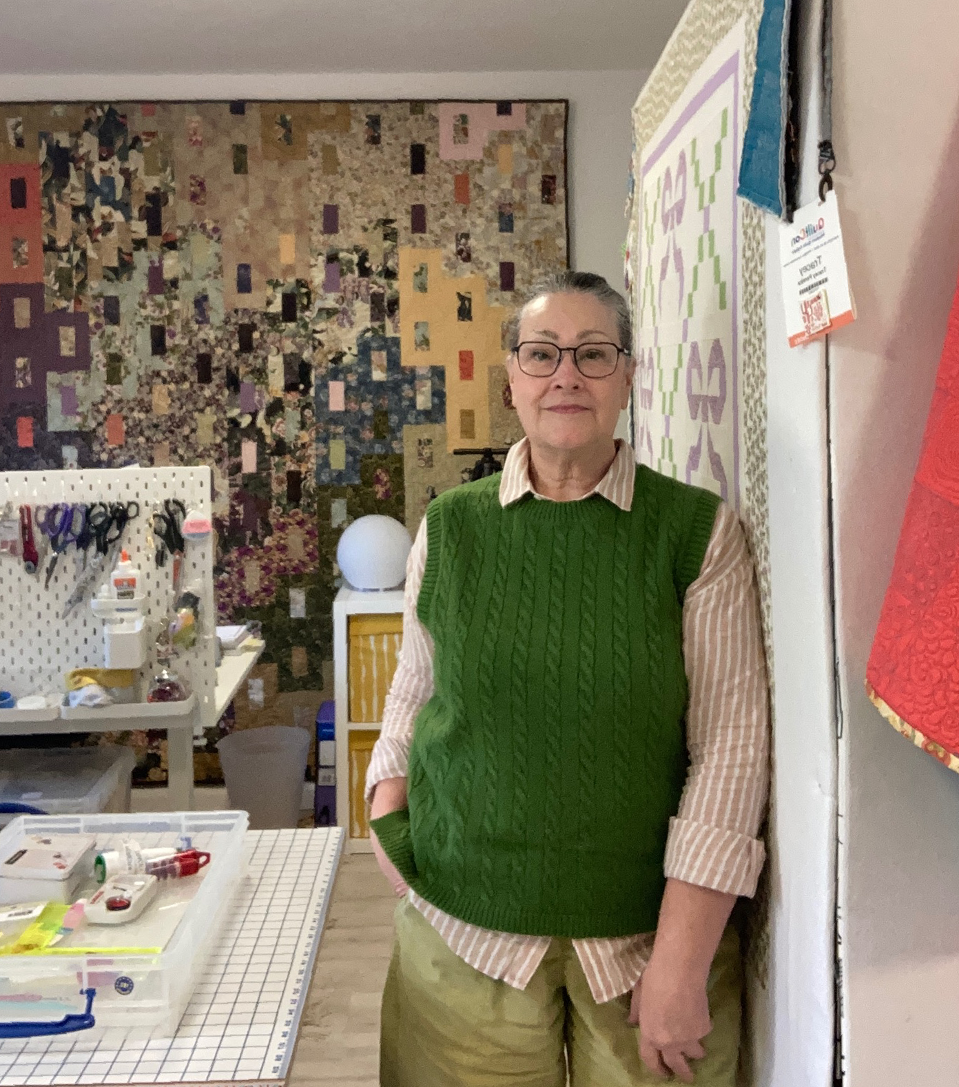 Image of Tracey Pereira in her studio