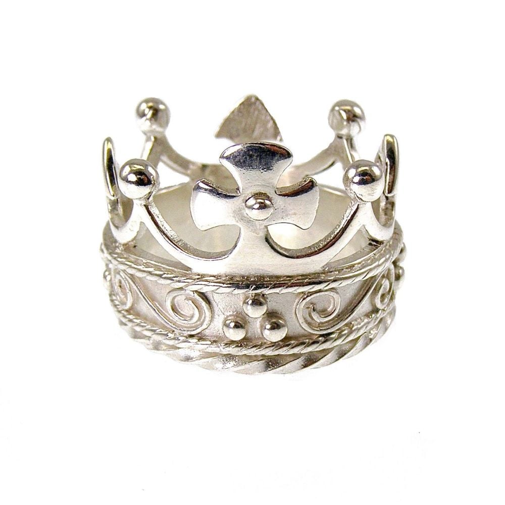 Silver crown ring