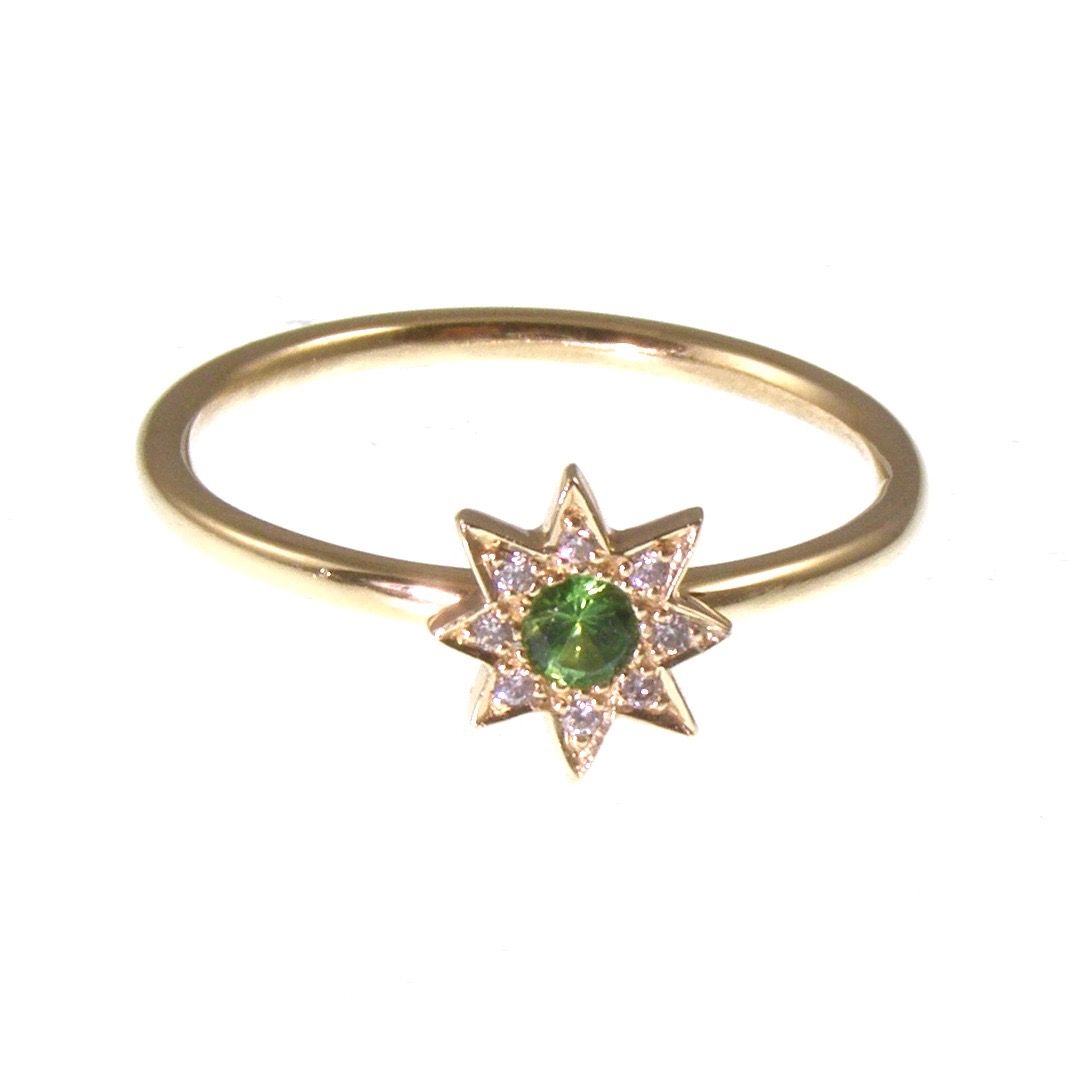 Sparkly star ring