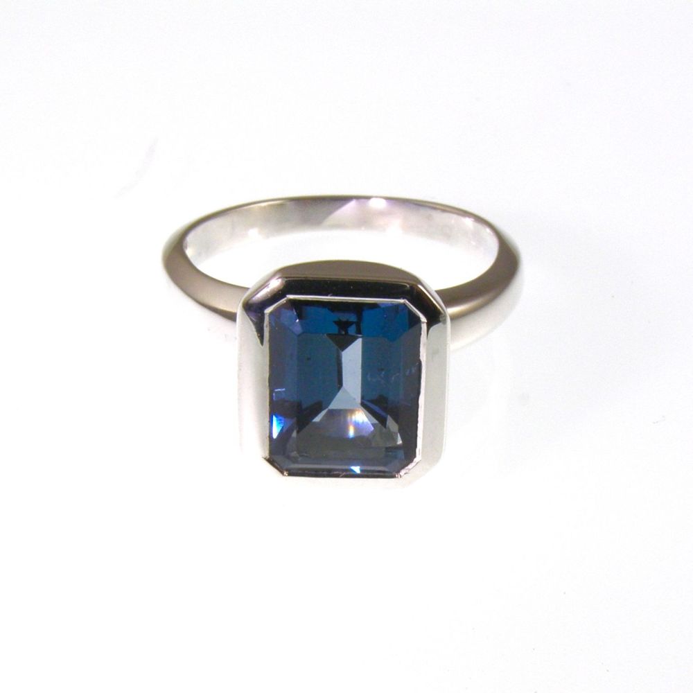 Dark Blue Topaz ring
