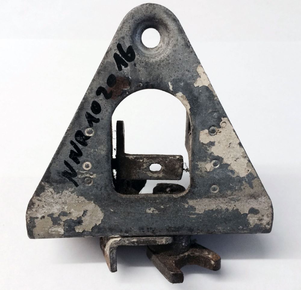 Splitscreen Tailgate Lock Mechanism 63-66.   211-829-211C