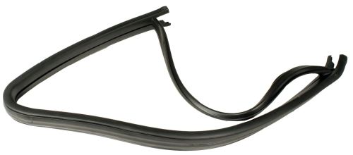 Fixed Quarter Light Seal Left or Right 80->. 251-837-625
