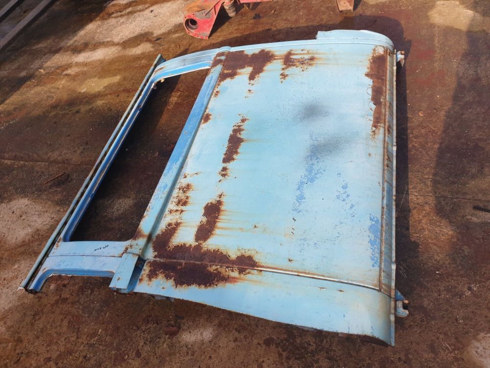 Used Centre Side Panel, RHD Right 68-79.   