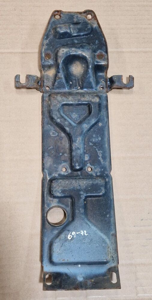 Steering Column bracket 69-72    211-415-601F