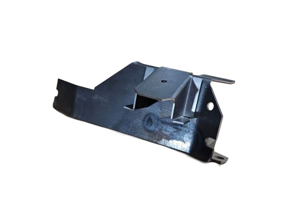 Rear Inner Trailing Arm Mount Bracket, Right 80-91.   251-803-192
