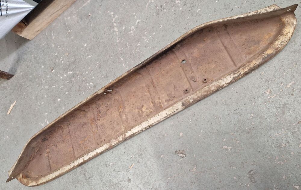 Dash Under Tray / Parcel Shelf RHD Thick Lip 62-67     214-805-207