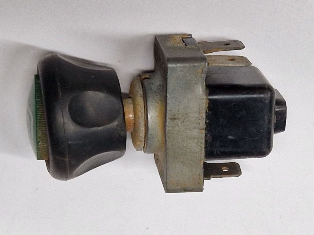 Bay Window Heated Rear Screen switch 211-959-621A