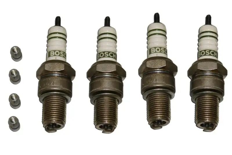 Bosch Spark Plug, Set of 4, 1.7L-2.0L.   W8CC