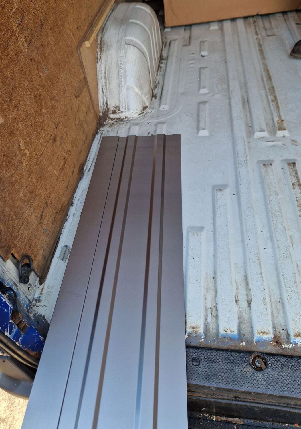 Volkswagen LT Mk2 Rear Floor Repair Panel Edge    SCHLT011